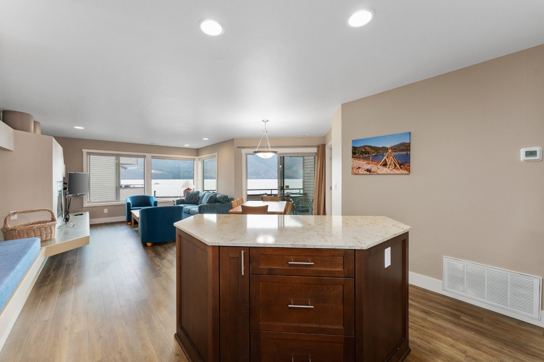 Lakeside Condo Gallery The Wapato Trader